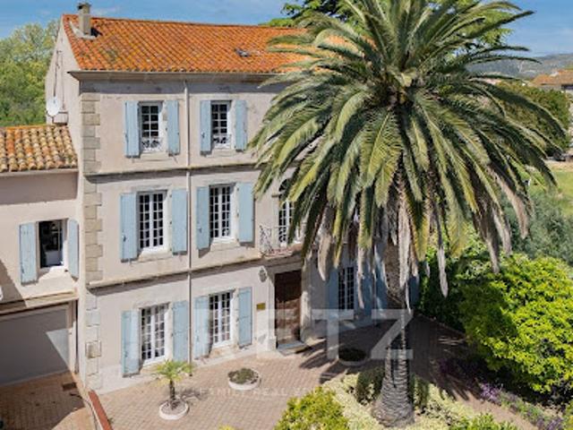 Maison avec jardin et terrasse