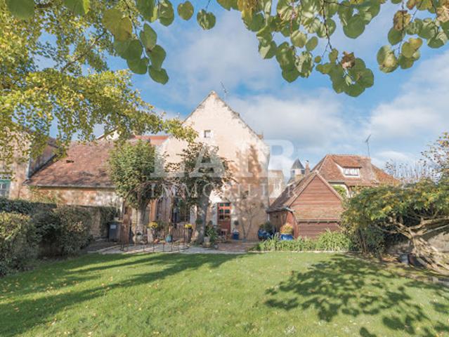Maison avec jardin et terrasse