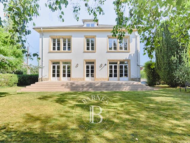 Maison avec jardin et terrasse