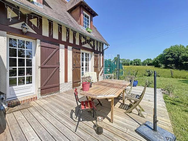 Maison avec jardin et terrasse