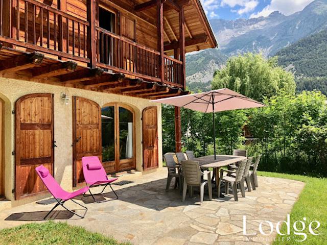 Maison avec jardin et terrasse