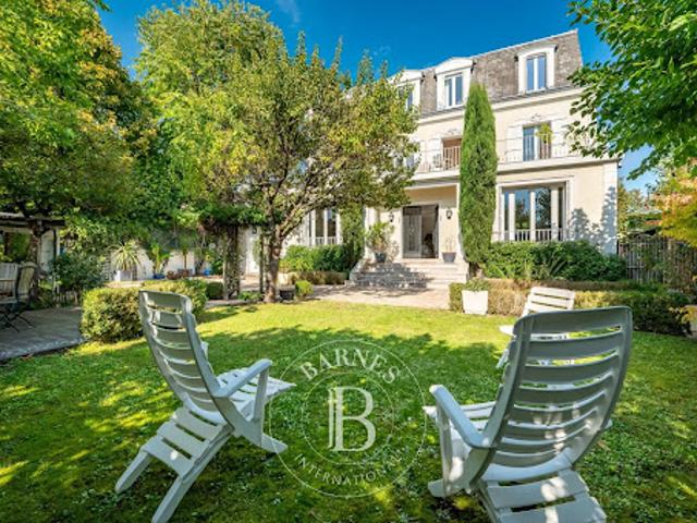 Maison avec jardin et terrasse