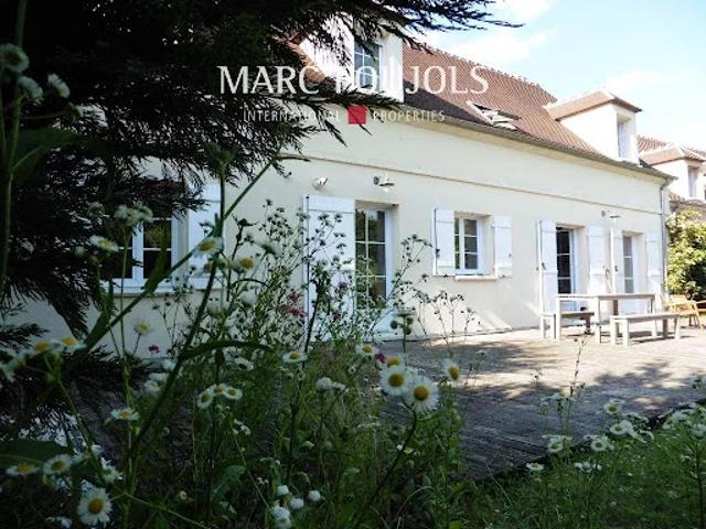 Maison avec jardin et terrasse
