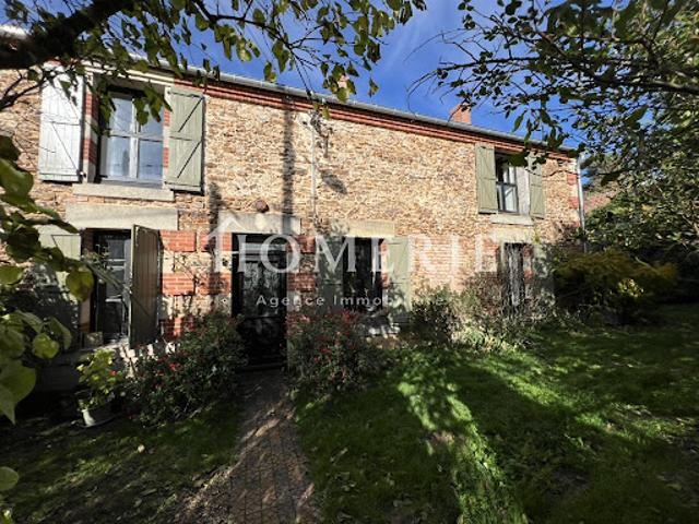 Maison avec jardin et terrasse