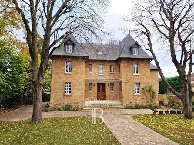 Maison avec jardin et terrasse