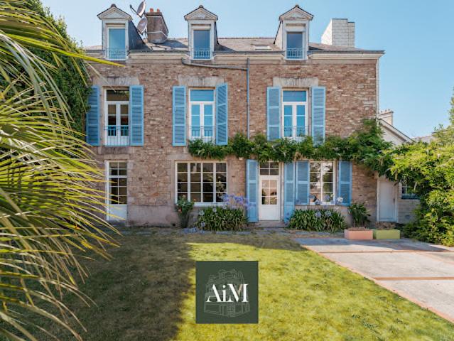 Maison avec jardin et terrasse