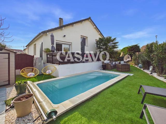 Maison avec piscine et jardin