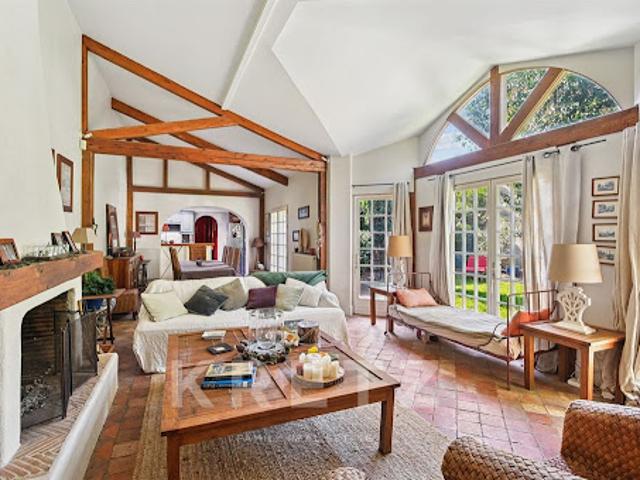 Maison avec jardin et terrasse