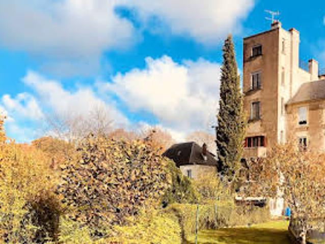 Maison avec jardin et terrasse