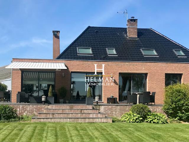 Maison avec jardin et terrasse