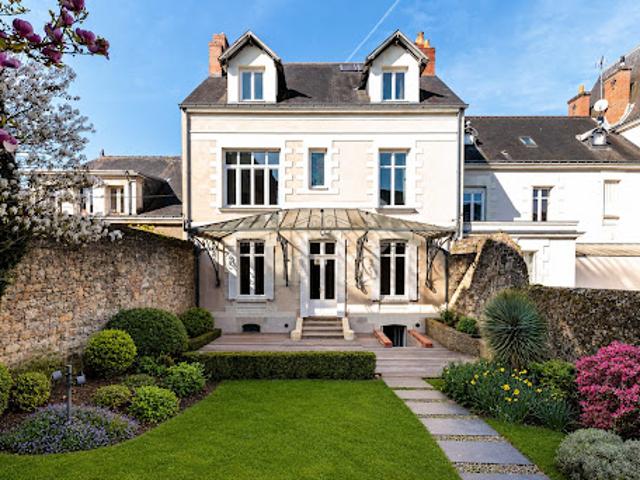 Maison avec jardin et terrasse