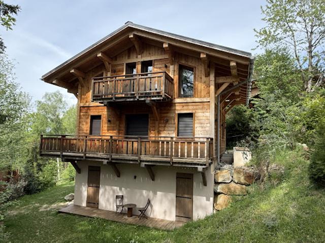 Maison avec jardin et terrasse
