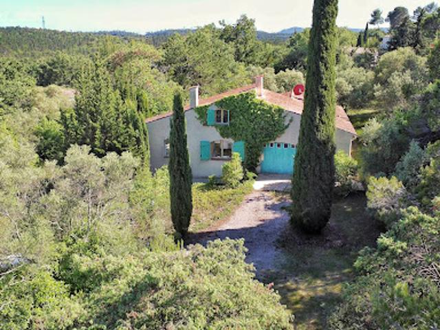 Maison avec jardin et terrasse