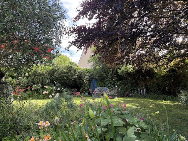 Maison avec jardin et terrasse