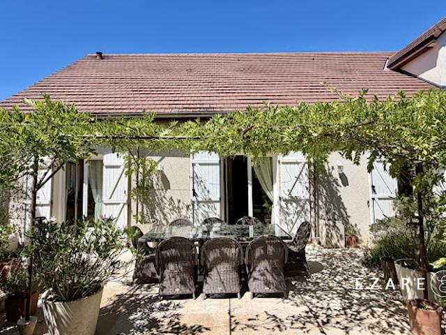Maison avec jardin et terrasse