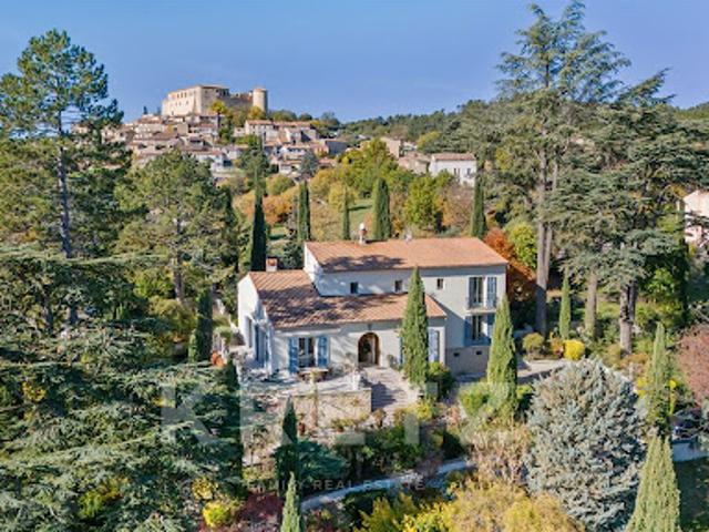 Maison avec jardin et terrasse
