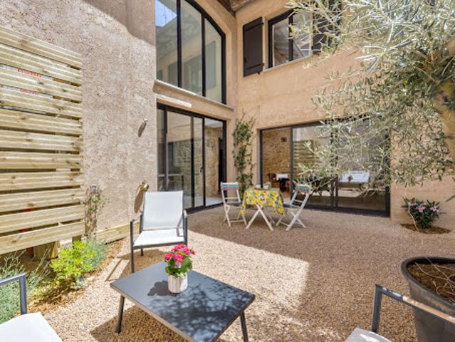 Maison avec jardin et terrasse