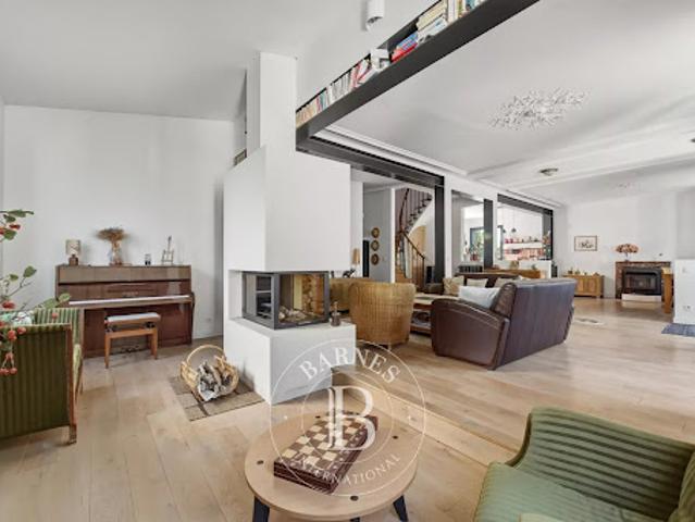 Maison avec jardin et terrasse
