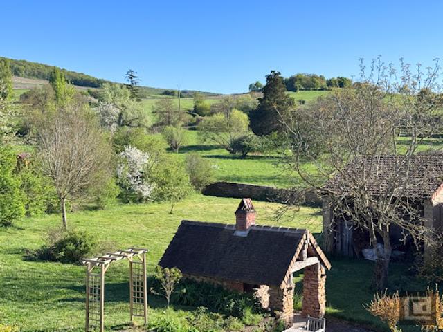 Maison avec jardin et terrasse