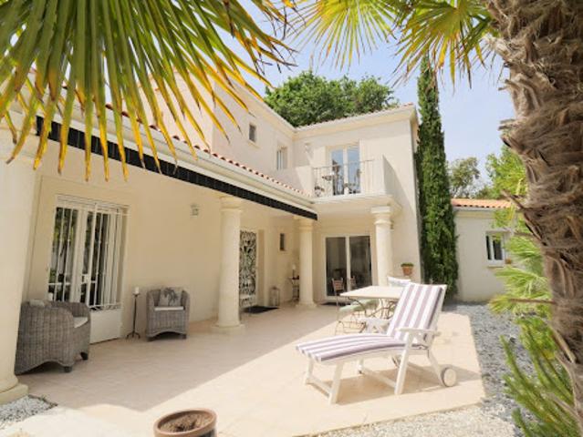Maison avec terrasse