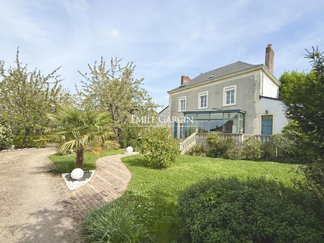 Maison avec jardin et terrasse