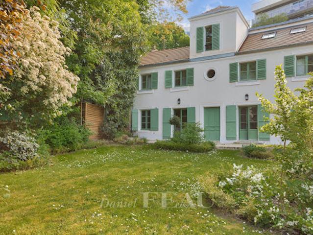 Maison avec jardin et terrasse