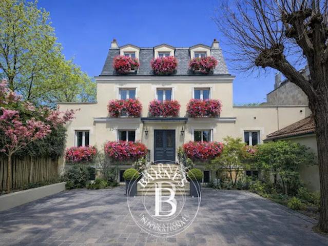 Maison avec jardin et terrasse