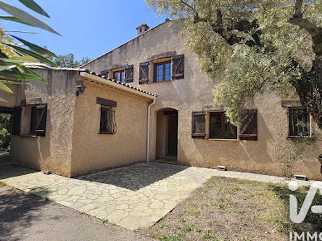 Maison avec jardin et terrasse