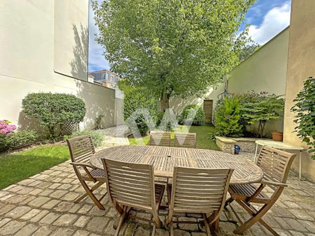 Maison avec jardin et terrasse