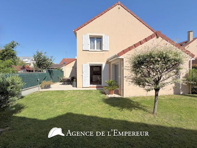 Maison avec jardin et terrasse