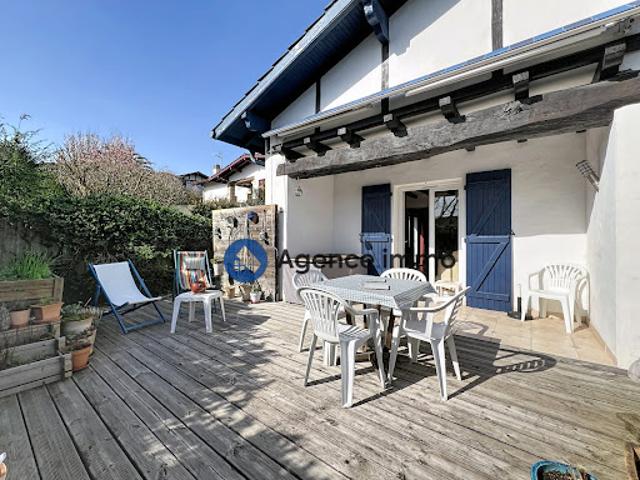 Maison avec jardin et terrasse