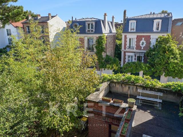Maison avec jardin et terrasse