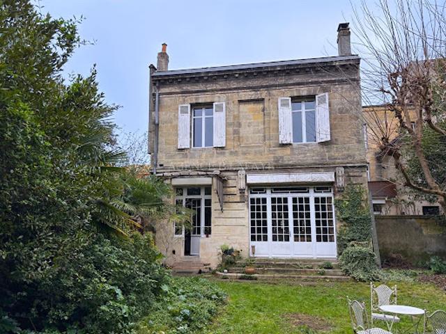 Maison avec jardin et terrasse