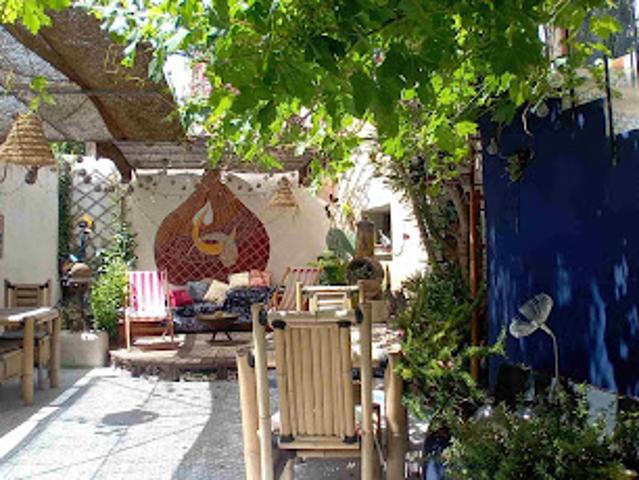 Maison avec jardin et terrasse