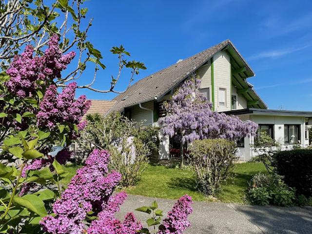 Maison avec jardin et terrasse