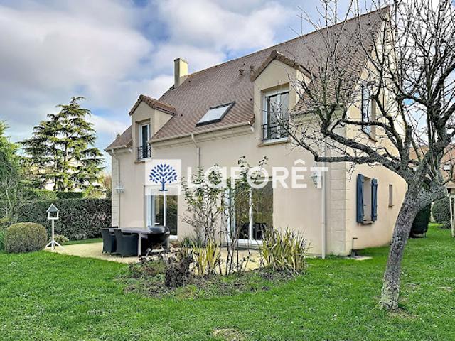 Maison avec jardin et terrasse