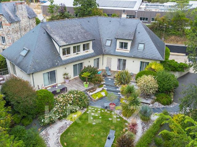 Maison avec jardin et terrasse