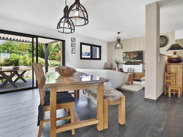 Maison avec jardin et terrasse