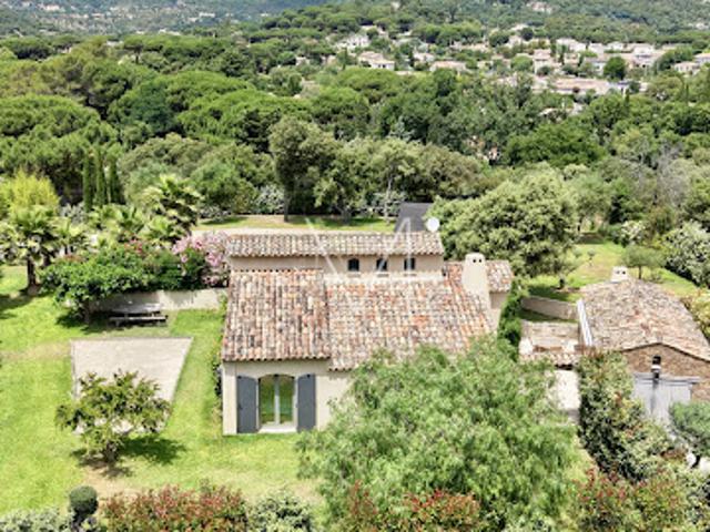 Maison avec jardin et terrasse