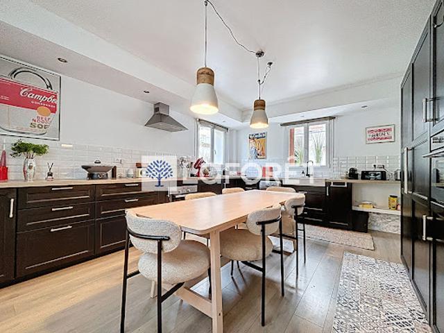 Maison avec jardin et terrasse