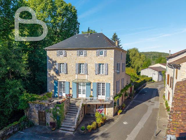Maison avec jardin et terrasse