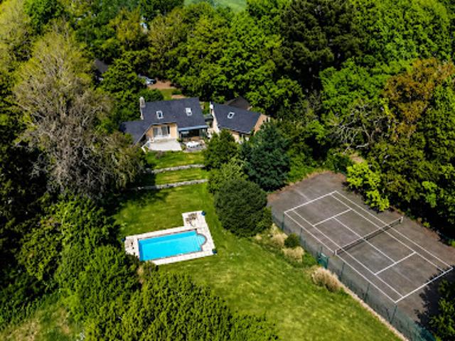 Maison avec jardin et terrasse