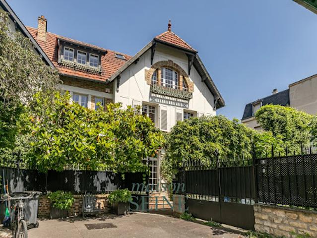 Maison avec jardin et terrasse