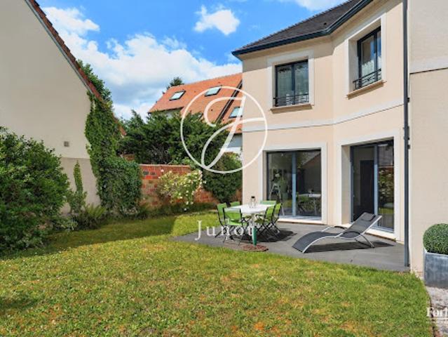 Maison avec jardin et terrasse
