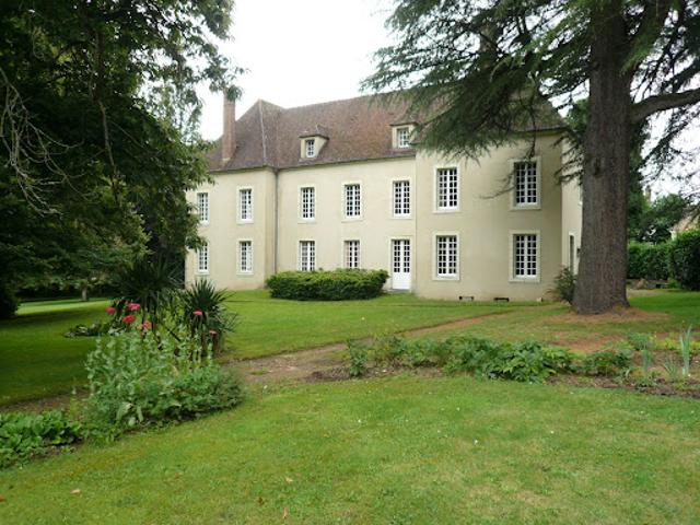 Maison avec jardin et terrasse