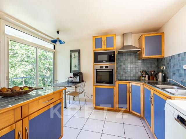 Maison avec jardin et terrasse