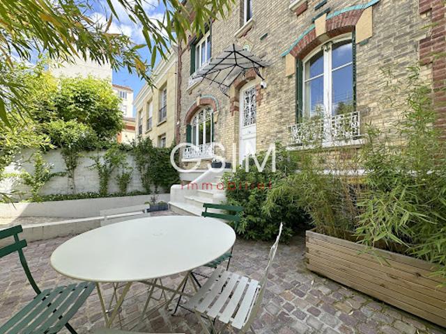 Maison avec jardin et terrasse