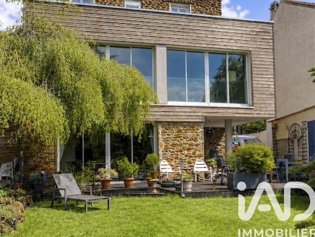 Maison avec jardin et terrasse