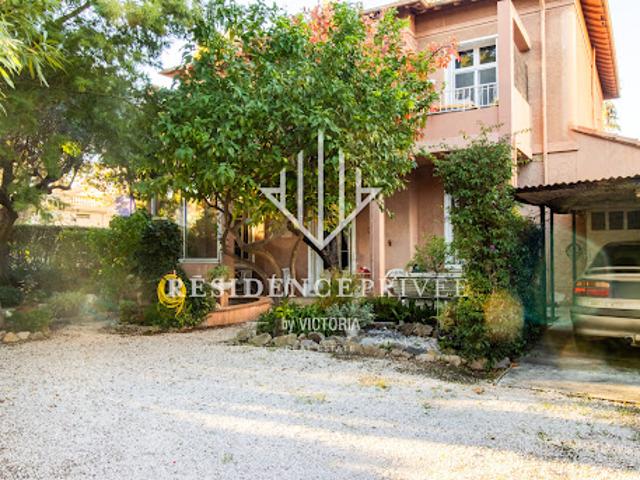 Maison avec jardin et terrasse
