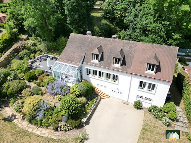 Maison avec jardin et terrasse